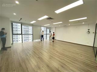 Cần sang nhượng gấp sàn văn phòng 60m2 tại 12 khất duy tiến  thanh xuân giá chỉ 10tr/tháng