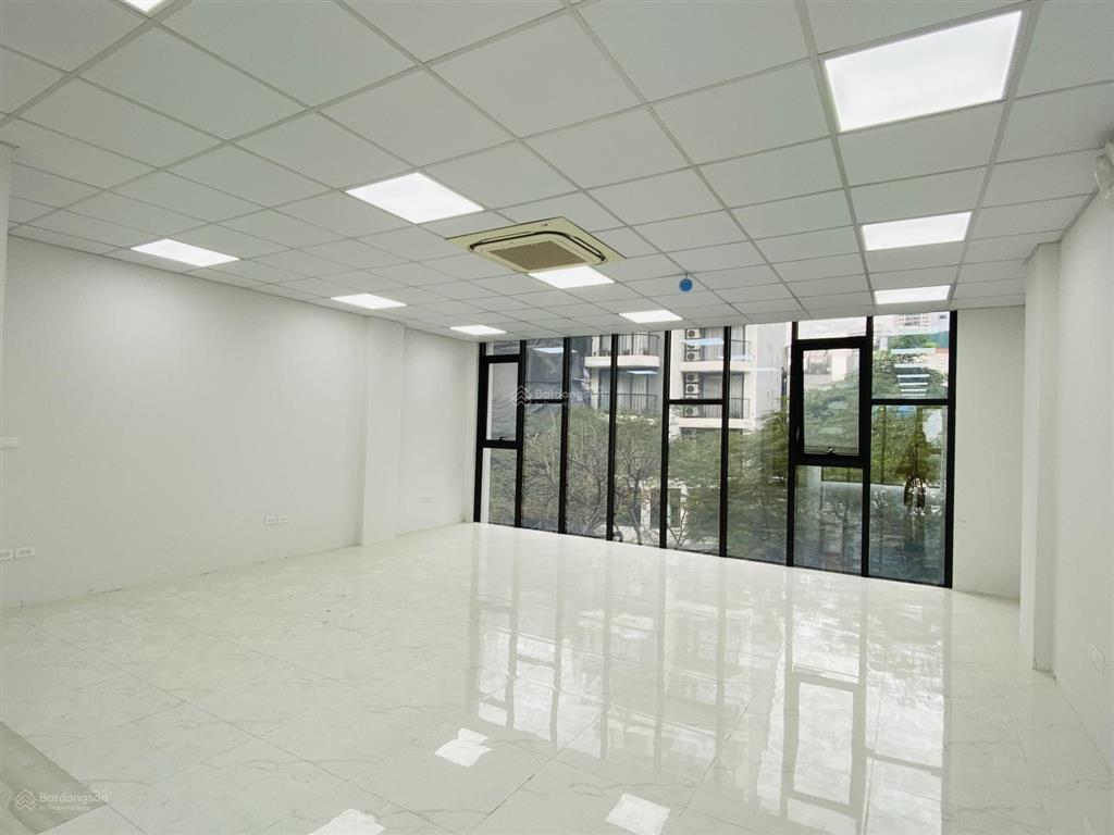 Còn duy nhất 1 sàn văn phòng 35m2 tại phố 232 nguyễn trãi  thanh xuân