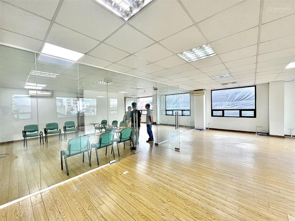 Chính chủ cho thuê văn phòng 75m2 tại mặt phố ngụy như kon tum  thanh xuân