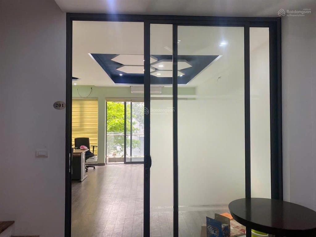 Chính chủ còn duy nhất sàn văn phòng 50m2 full nội thất tại phố hạ đình  thanh xuân giá 7,5tr full