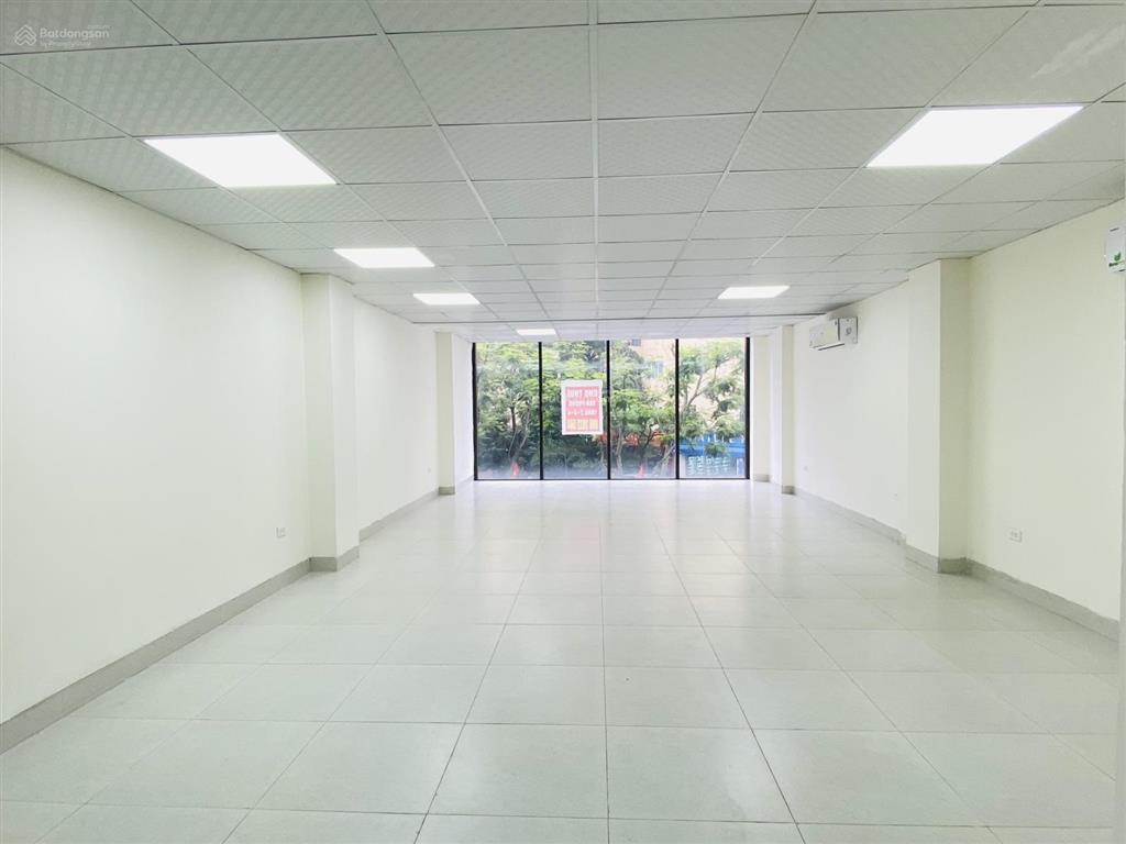 Văn phòng giá tốt tại nhất tại phố lê văn lương  thanh xuân
