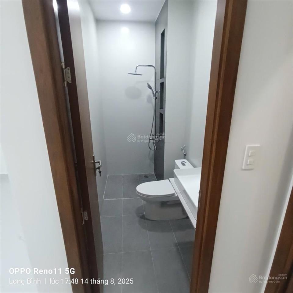 Nhà phố tại long bình cách vinhome q9 500m