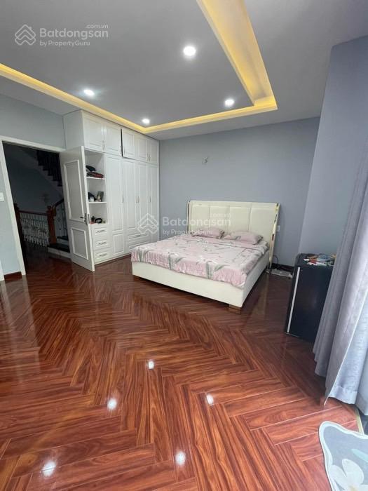 Nhà phố rosita khang điền hót tại q9 tp hcm