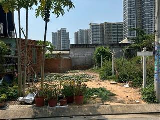 Đất chỉ cách vinhoms quận 9 300m đẹp