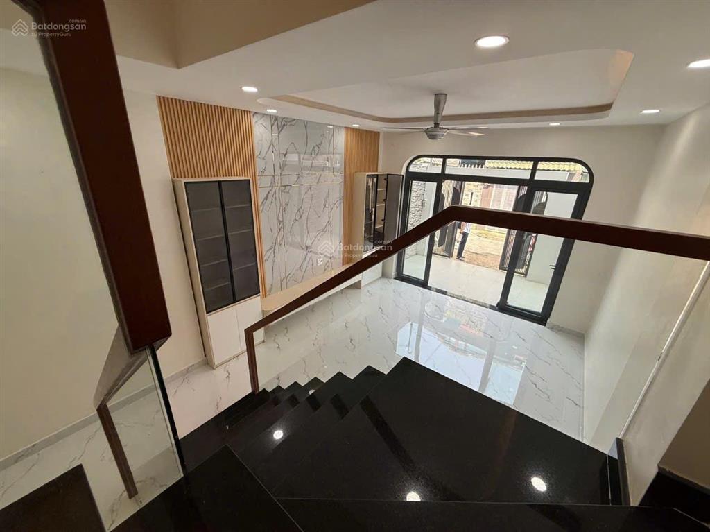 Nhà phố 4pn4wc full nội thất tại vinhomeq9