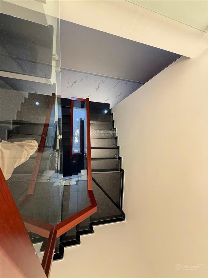 Nhà phố 4pn4wc full nội thất tại vinhomeq9