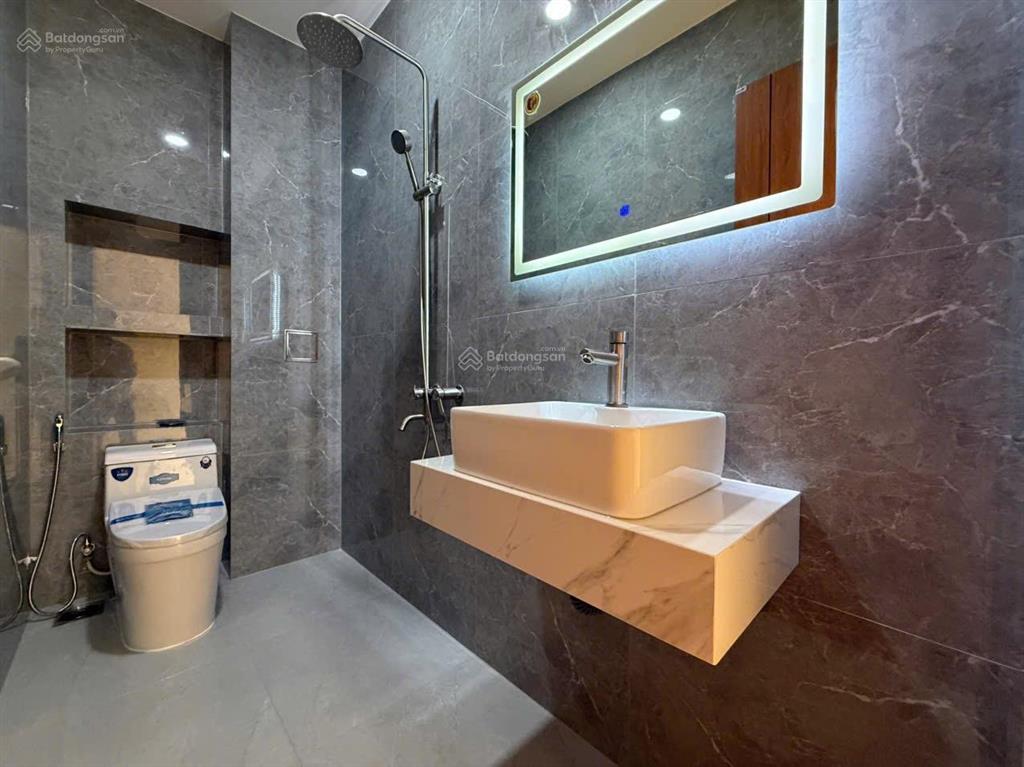 Nhà phố 4pn4wc full nội thất tại vinhomeq9