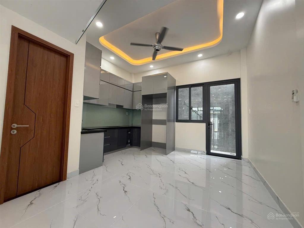 Nhà phố 4pn4wc full nội thất tại vinhomeq9