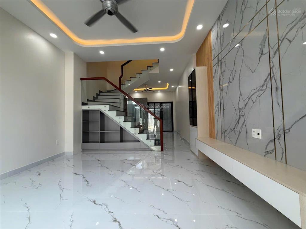 Nhà phố 4pn4wc full nội thất tại vinhomeq9