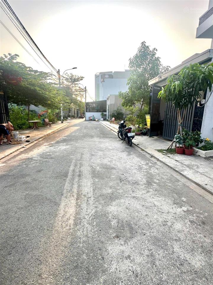 Mảnh đất tại chợ long phước trung tâm quá đẹp