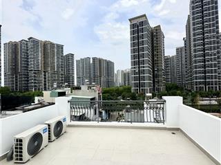 Nhà phố sát vinhomeq9 đẹp viwe sông