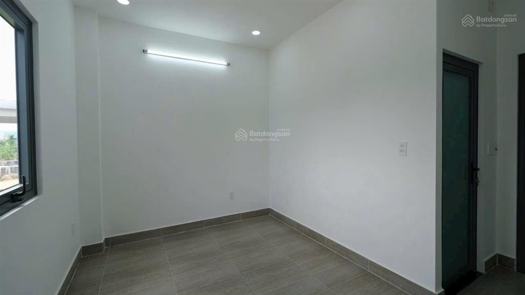 Nhà phố sát vinhome grp quận 9 đẹp