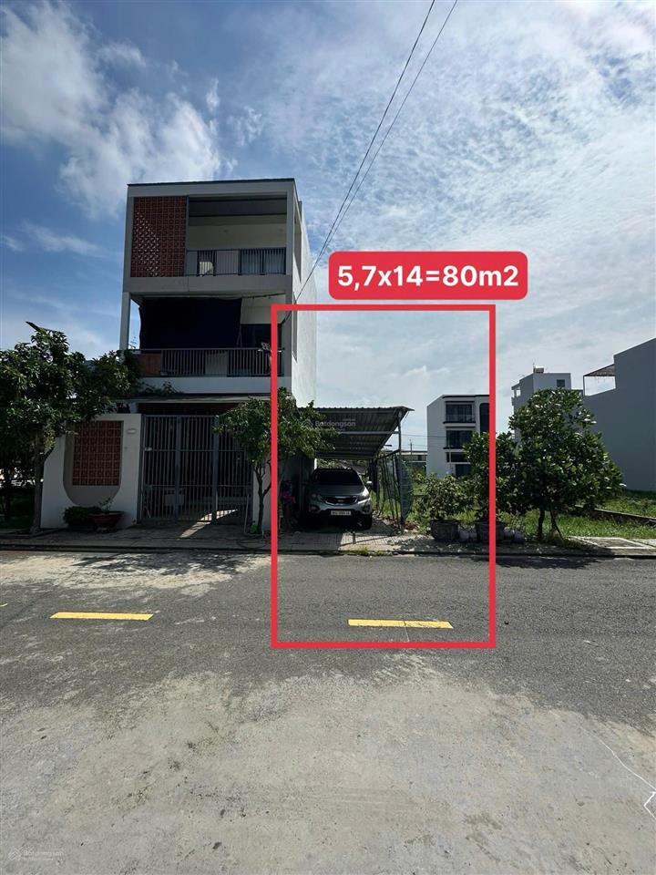 Bán mảnh bds ngay nút lên vành đai 3 gần vinhome quận 9