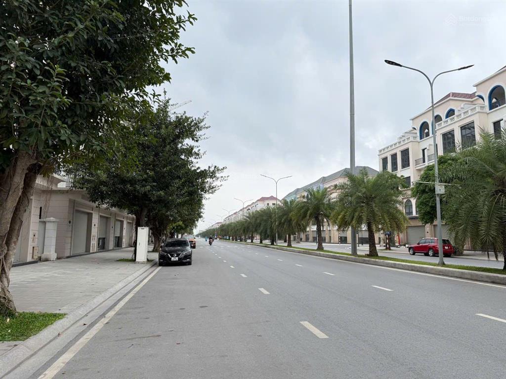 Chủ nhà tán lộc cắt lỗ 3 tỷ căn biển xanh ocean park 2. 0961 522 ***