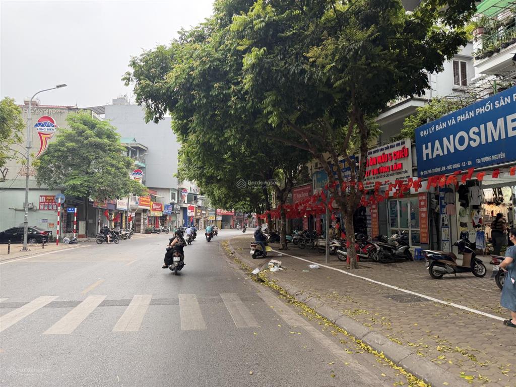 Sốc! bán đất phố trường lâm, cách 1 nhà ra mặt phố  ô tô tải vào đất 180m2, 2 mặt ngõ  20 tỷ ctl