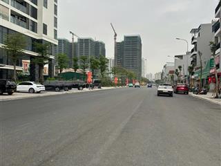 Nguyễn lam  mặt ngõ thông ô tô đỗ cửa  15m thẳng tắp ra mặt phố rộng 40m  đất 30m2 nhỉnh 6 tỷ