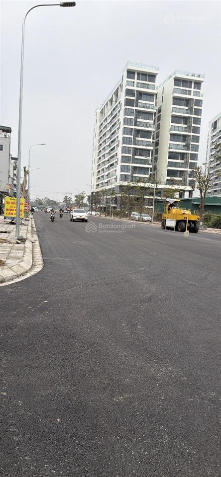 Nguyễn lam  mặt ngõ thông ô tô đỗ cửa  15m thẳng tắp ra mặt phố rộng 40m  đất 30m2 nhỉnh 6 tỷ