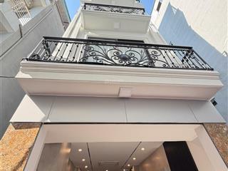 Cho thuê nhà mới ngay cầu chui  40m² x 6t thang máy  full nội thất  14,5tr/tháng