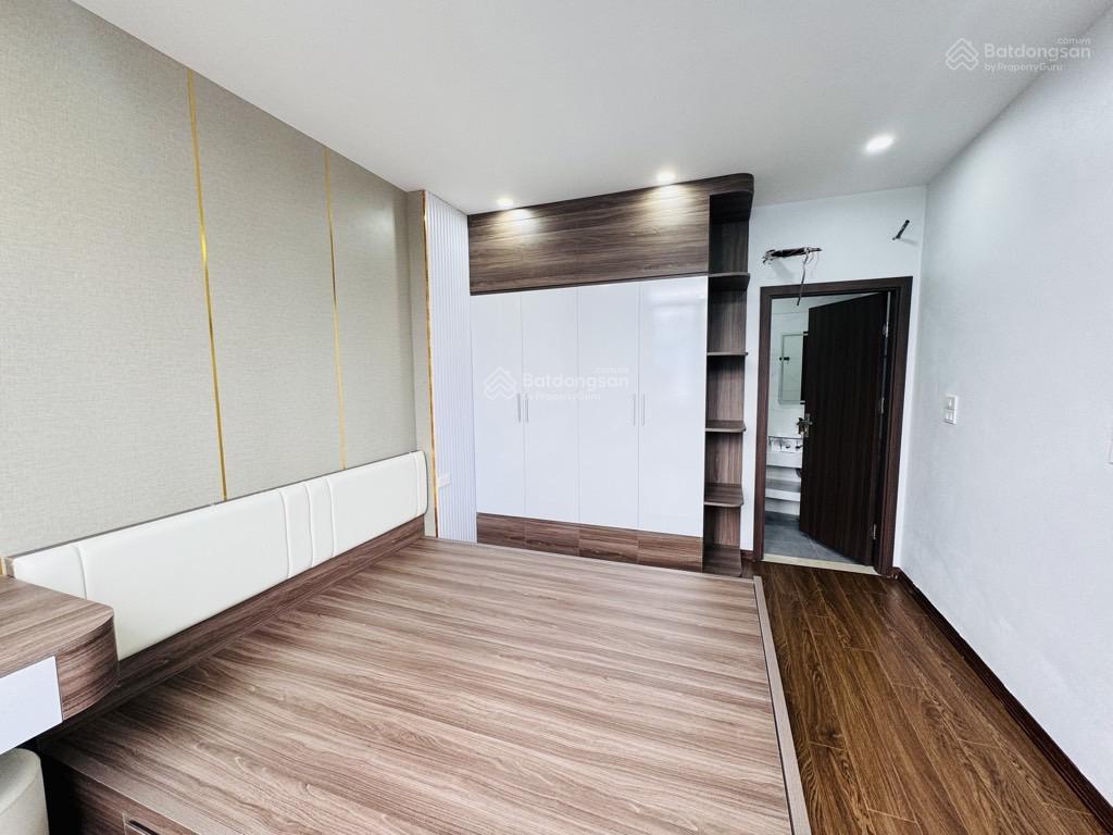6,1 tỷ  ngọc thuỵ nhà gần ô tô full nội thất  30m2 x 4 tầng đủ 3 ngủ