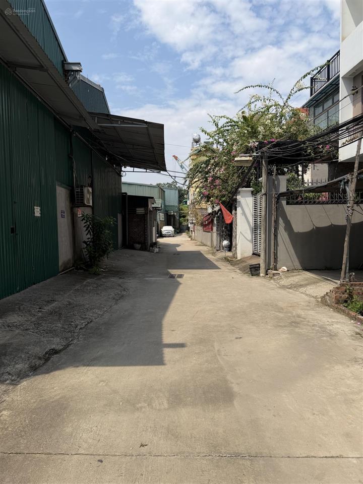 Thạch bàn  ô tô qua nhà, đỗ cửa  35m2 x 5t full nội thất, ngõ thông  6 tỷ  0961 206 ***