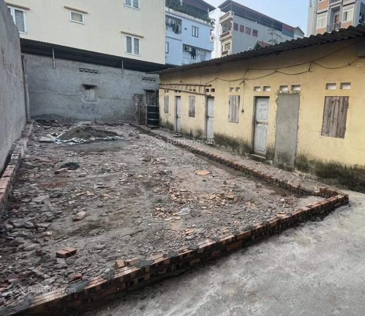 Việt hưng  đất lô góc  ô tô đỗ cổng  45m2 mt 4m  nhỉnh 5 tỷ  0961 206 ***