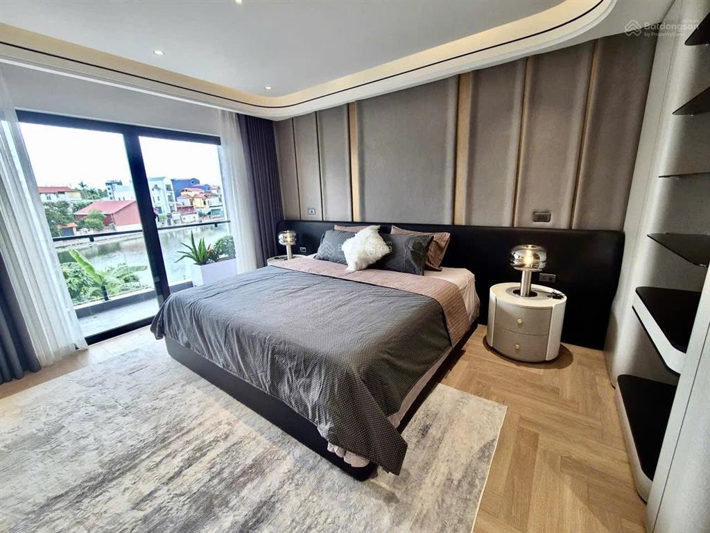 Sài đồng  nhà mặt ngõ  cách 20m thẳng tắp ra mặt phố  nhà 50m2x4t full nội thất  7 tỷ xíu