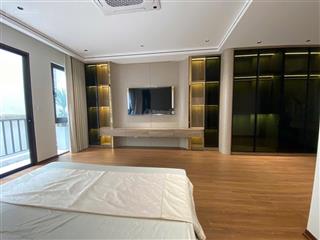 Việt hưng  lô góc  ô tô  nhà mới 40m2 full nội thất  giá 8 tỷ xíu  0961 206 ***