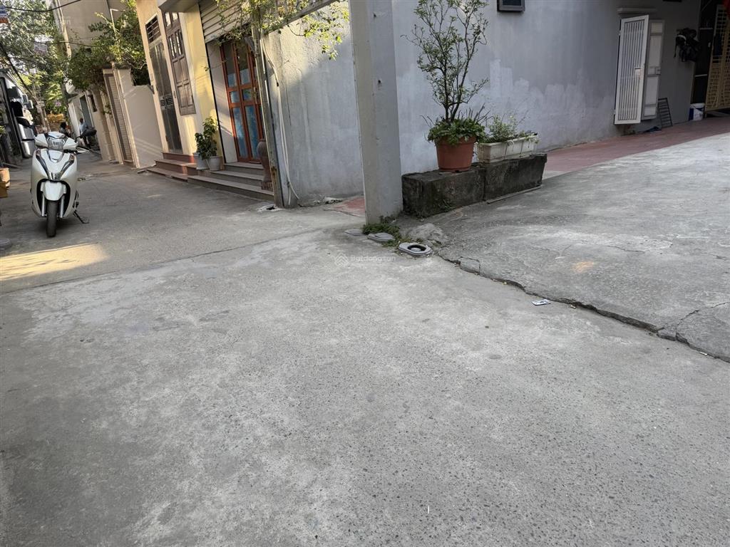 Nguyễn lam  ngõ thông  ô tô  32m2 đất đẹp, cách 20m ra mặt phố, nhỉnh 6 tỷ  0961 206 ***
