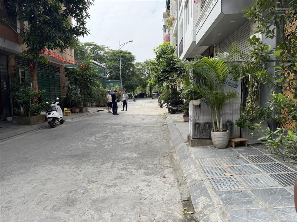 Giá sốc  tđc đặng vũ hỷ  90m2 mt 6m  vỉa hè  phân lô  cạnh hồ  16 tỷ  0961 206 ***