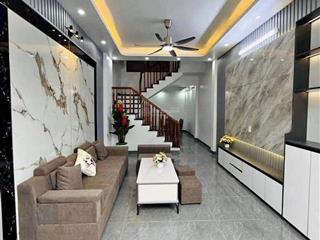 Gia quất  bồ đề  nhà xây mới  full nội thất  38m2x5t mặt ngõ  8 tỷ nhỏ  0961 206 ***