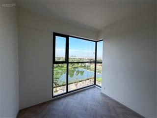 Hiếm! 2pn căn góc lumiere boulevard view hồ nhà trống mới không vay 4.850 tỷ