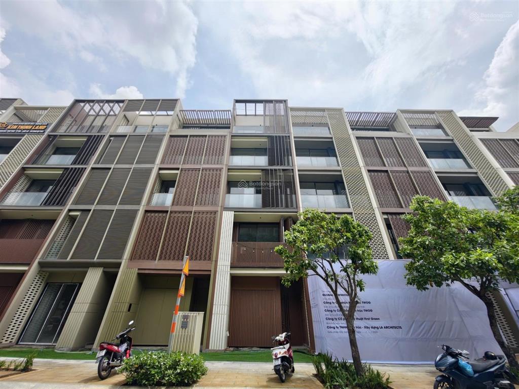 Cho thuê nguyên căn nhà phố the global city 5 tầng 25tr/tháng