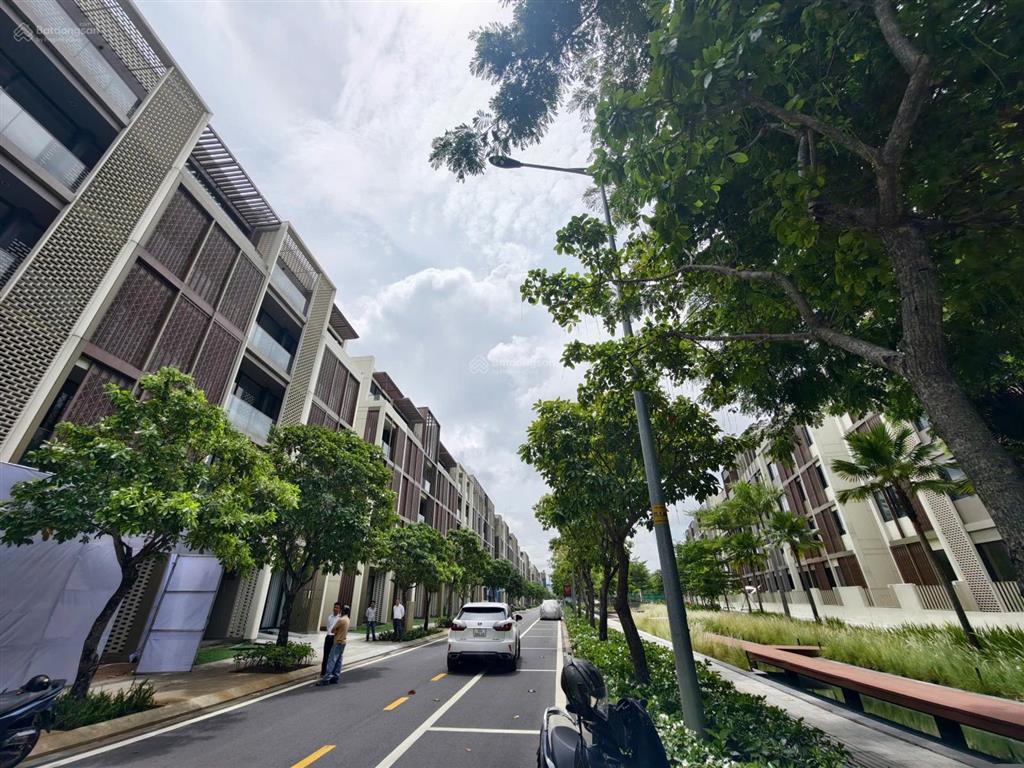 Cho thuê nguyên căn nhà phố the global city 5 tầng 25tr/tháng