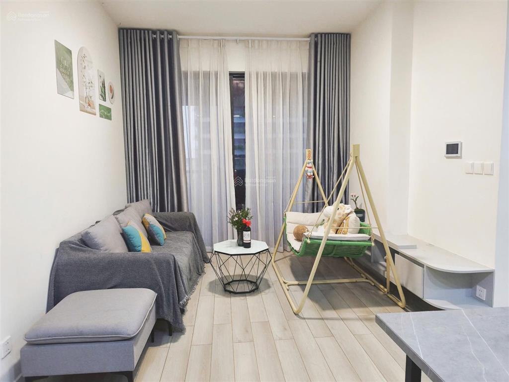 Lỗ gần 1tỷ  2pn lumiere boulevard view nội khu giá 4.4tỷ  full nội thất sẵn sổ
