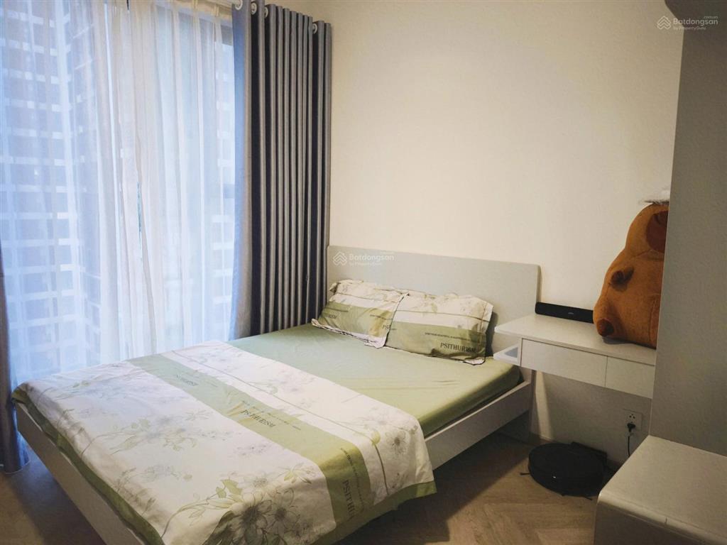 Lỗ gần 1tỷ  2pn lumiere boulevard view nội khu giá 4.4tỷ  full nội thất sẵn sổ