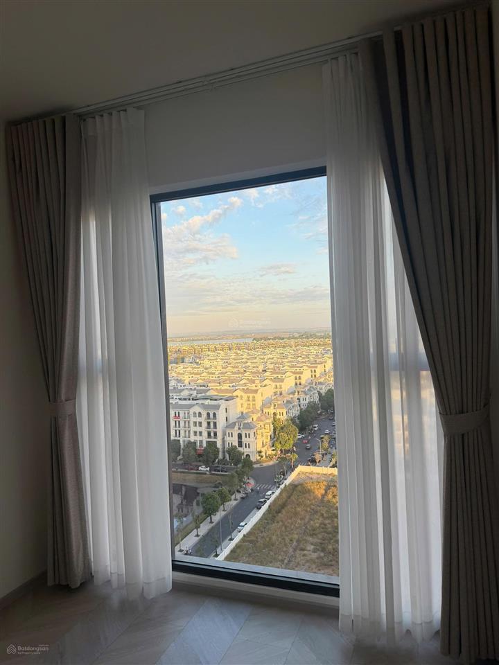 Siêu hiếm! 3pn lumiere boulevard view trực diện công viên 36ha  chỉ 6.5 tỷ