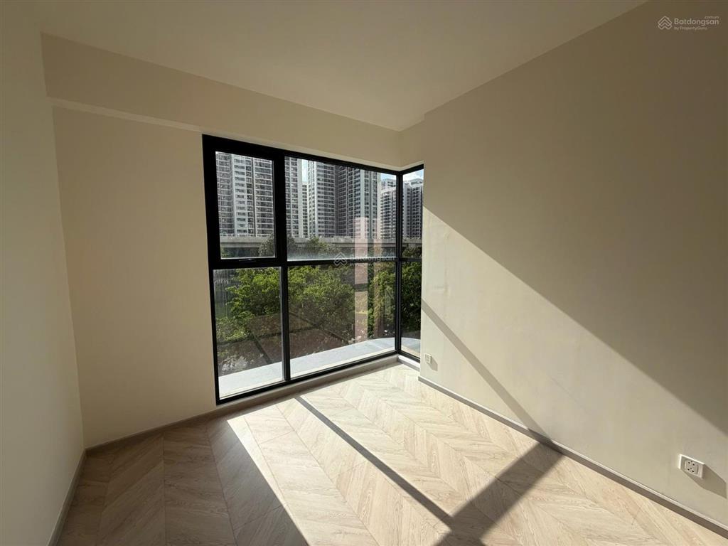 Rẻ! 2pn lumiere boulevard view thành phố  chỉ 4,1 tỷ all in