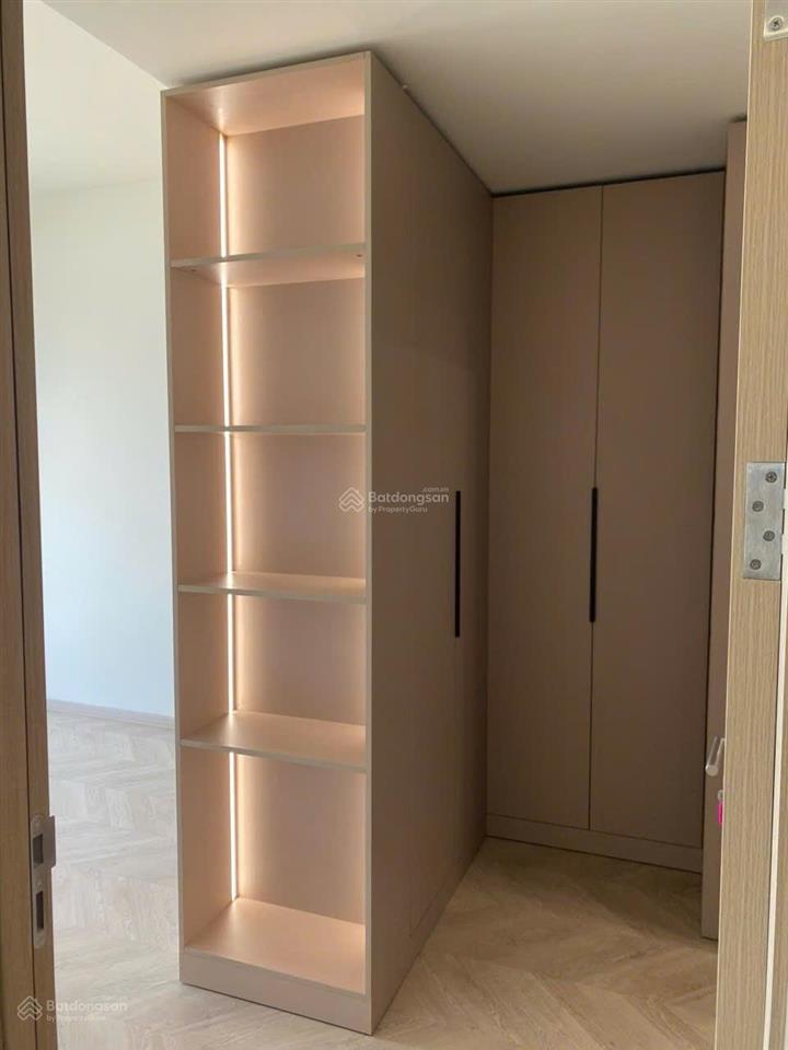 Chính chủ bán 2pn 5.2 tỷ view trực diện công viên 36ha lumiere boulevard  full nt  sổ hồng
