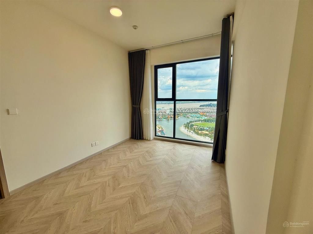 3pn masteri centre point tháp c 8.1tỷ view công viên tặng nội thất nhập khẩu châu âu nhà mới 100%
