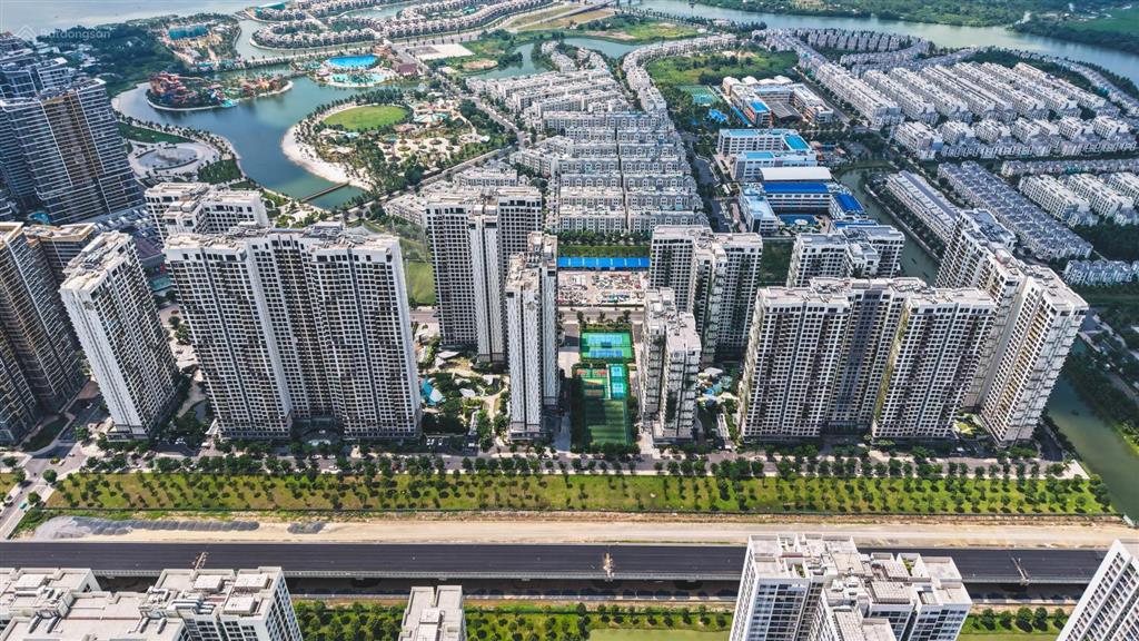 Bán gấp 2pn masteri centre point layout 2 view 76m2 sổ sẵn 4.9 tỷ thương lượng nhiều