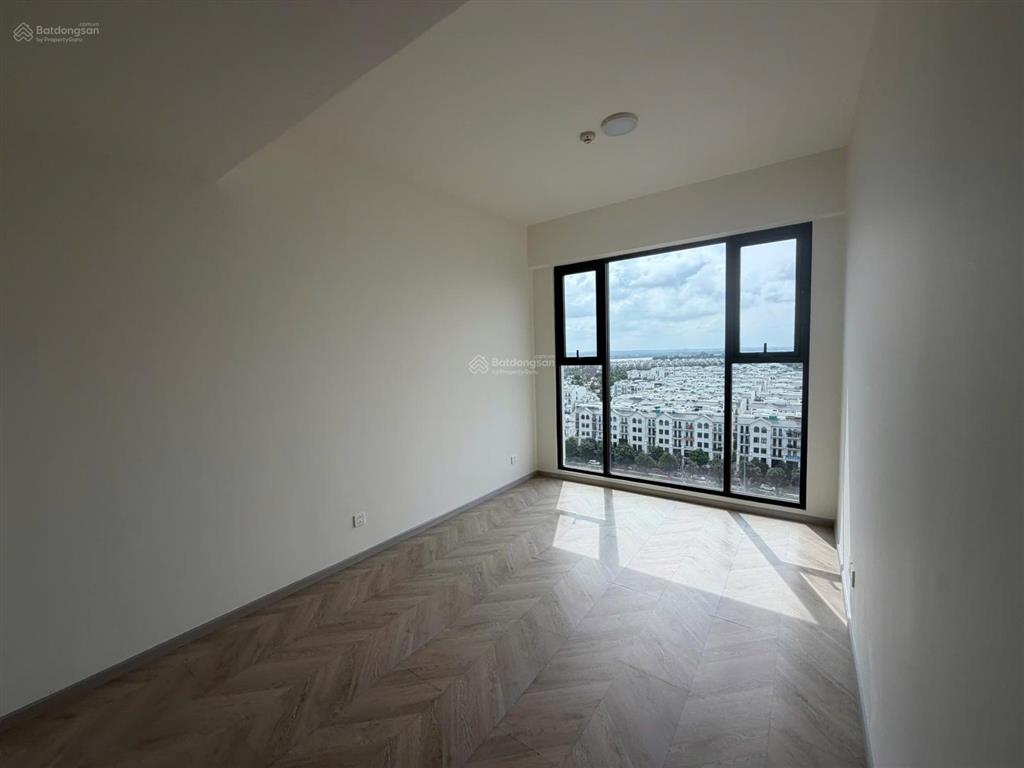 Lumiere boulevard 2pn view trực diện công viên 36ha 4,1 tỷ bao hết phí