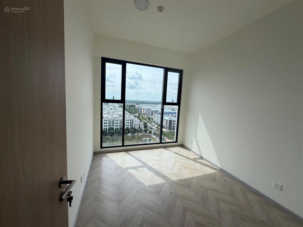 Lumiere boulevard 2pn view trực diện công viên 36ha 4,1 tỷ bao hết phí