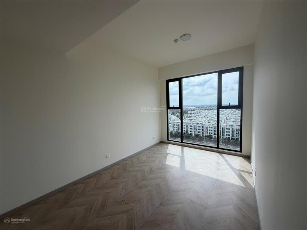 Lumiere boulevard 2pn view trực diện công viên 36ha 4,1 tỷ bao hết phí