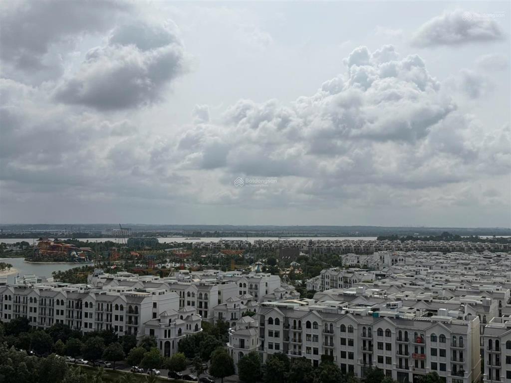 Lumiere boulevard 2pn view trực diện công viên 36ha 4,1 tỷ bao hết phí