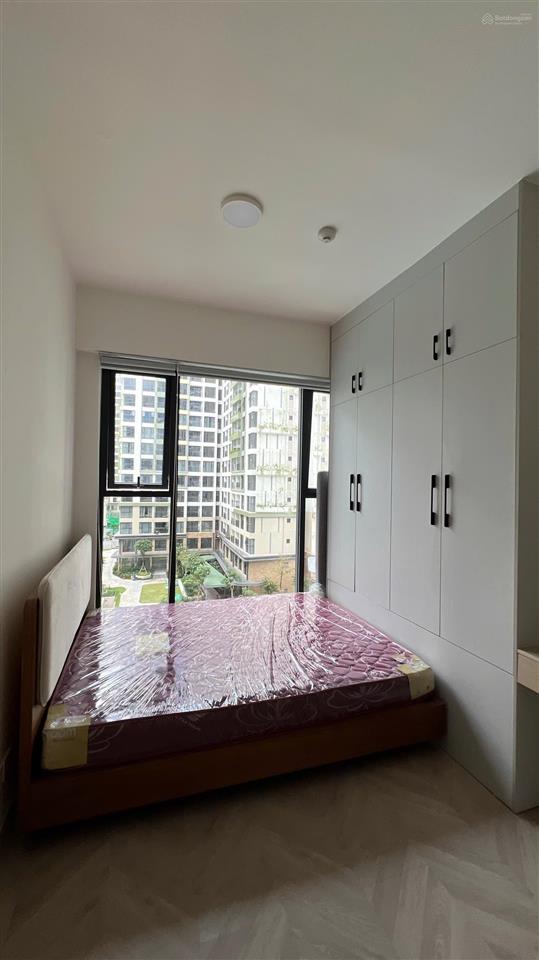 Giá siêu rẻ 2pn căn góc  view nội khu lumiere boulevard!  full nội thất 4.7 tỷ  sổ sẵn