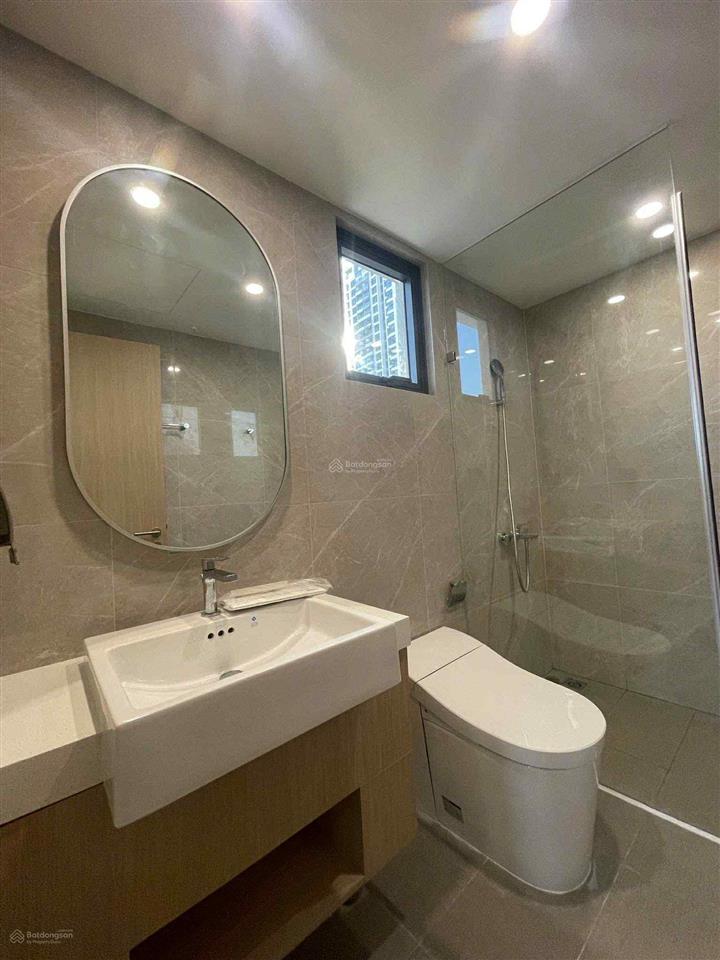 Bán căn góc 2pn view công viên 36ha  giá 4.5 tỷ  lumiere boulevard sẵn sổ