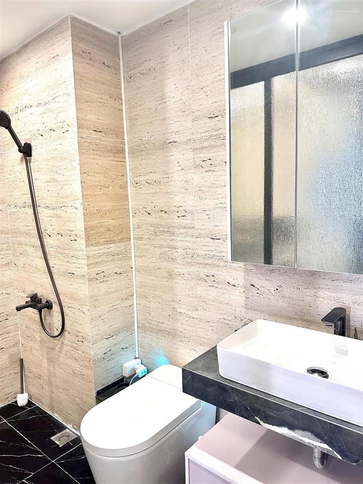 Chính chủ bán gấp căn hộ chung cư nam đô, dt 80m2 tầng trung, full nội thất,  0962 552 ***