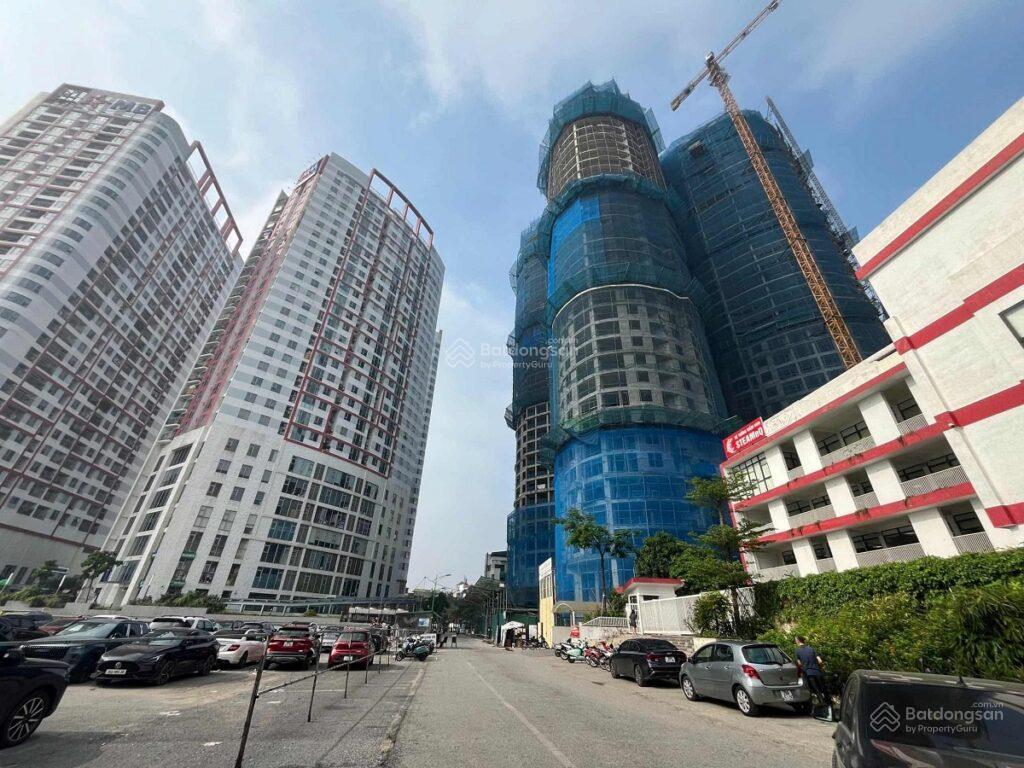 Cam kết căn thật giá thật  căn 3 ngủ 10,49 tỷ tầng đẹp the queen 360 giải phóng