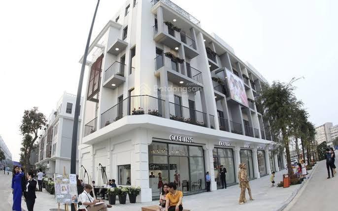 Chuyển nhượng biệt thự 200m2 tại the manor central park, 70 tỷ vnd
