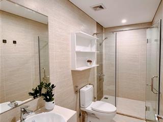 Tôi chính chủ chuyển chỗ làm nên cần bán gấp căn 2pn + 64m2, 4.7 tỷ tòa gs3.  0975 982 ***